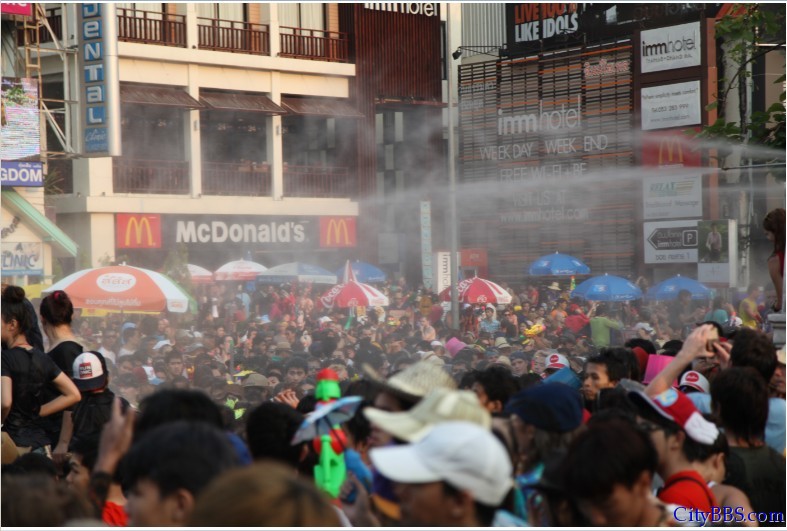 2013_泰国清迈_宋干节_泼水节 2013_泰国清迈_宋干节_泼水节