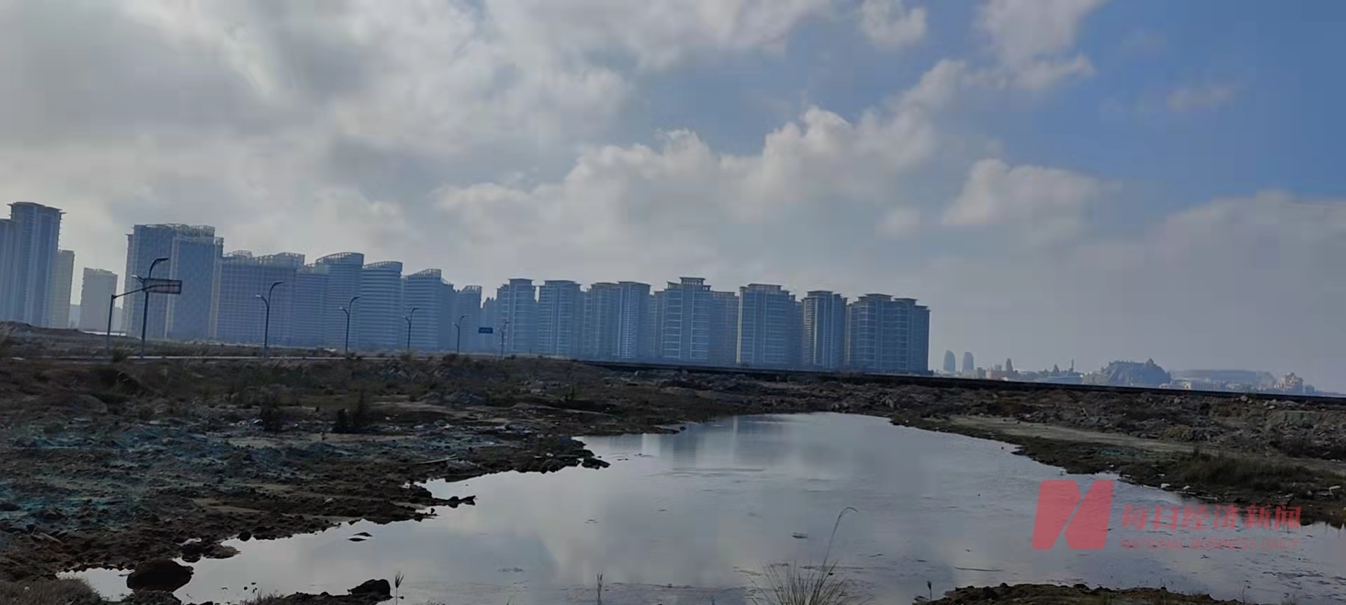 项目对面和周边200米范围的楼群 项目对面和周边200米范围的楼群